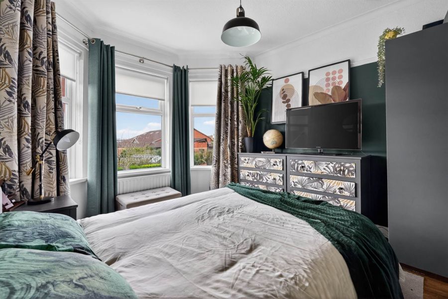 130 Orangefield Crescent