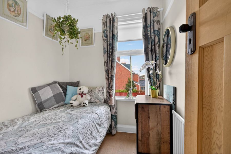 130 Orangefield Crescent