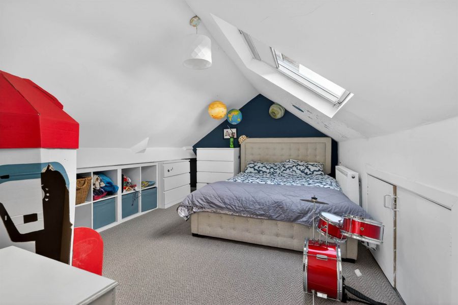 130 Orangefield Crescent