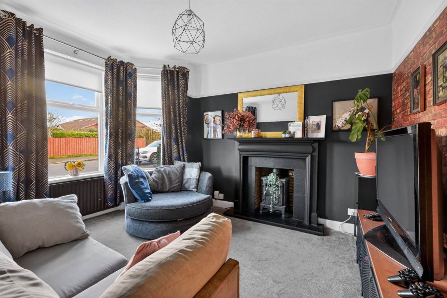 130 Orangefield Crescent