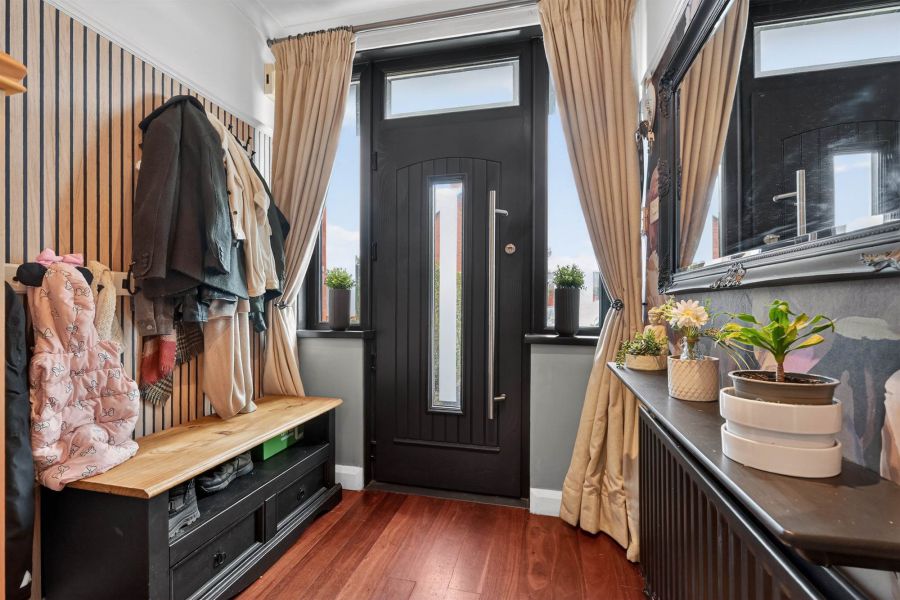 130 Orangefield Crescent