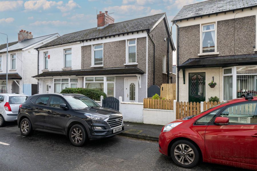 11 Hewitt Parade, Ballyhackamore, Belfast, BT5 6JT