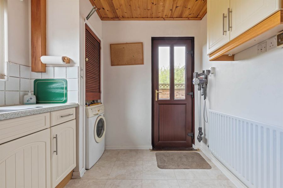 37 Knockwood Crescent