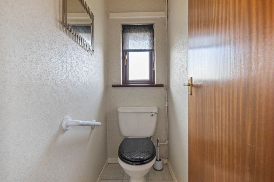 37 Knockwood Crescent