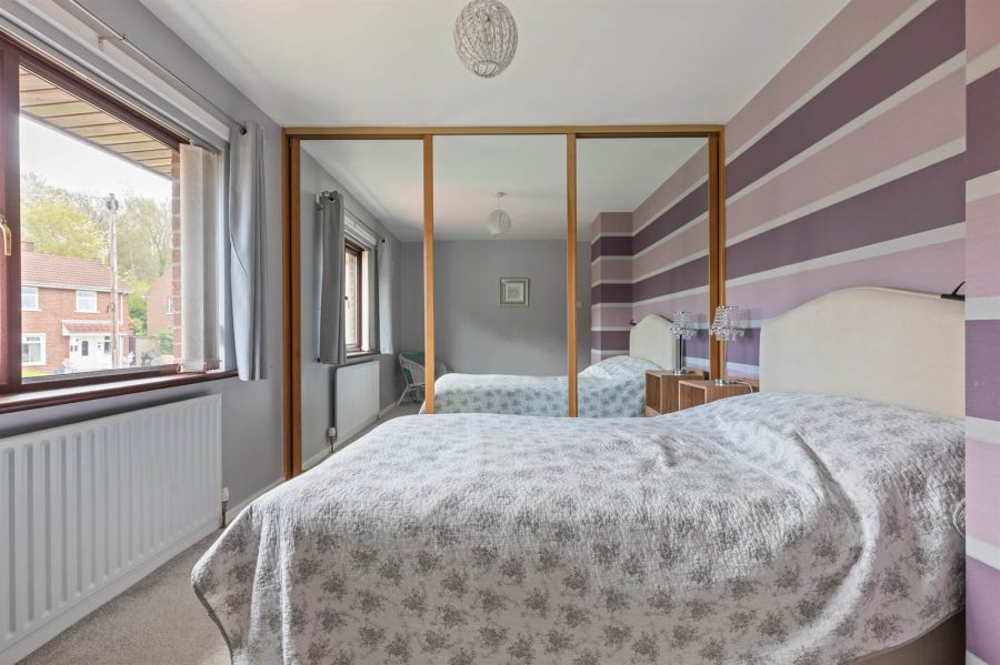 37 Knockwood Crescent