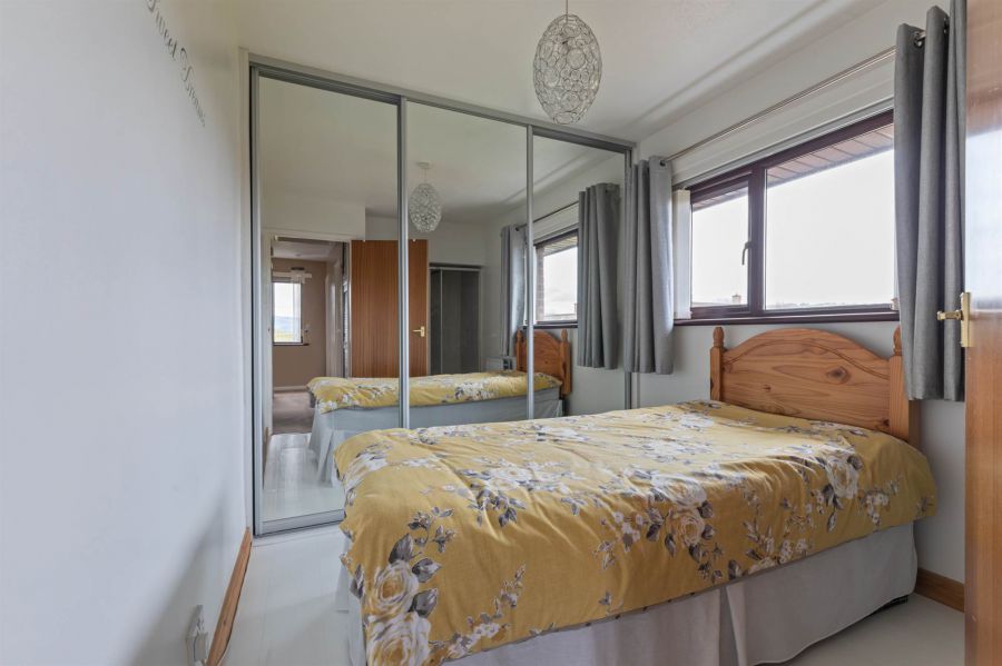 37 Knockwood Crescent