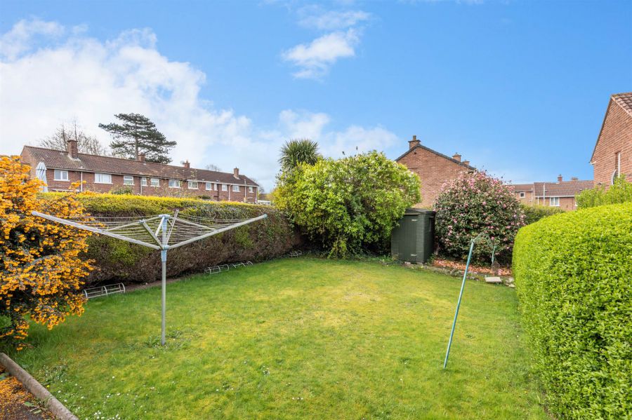 37 Knockwood Crescent