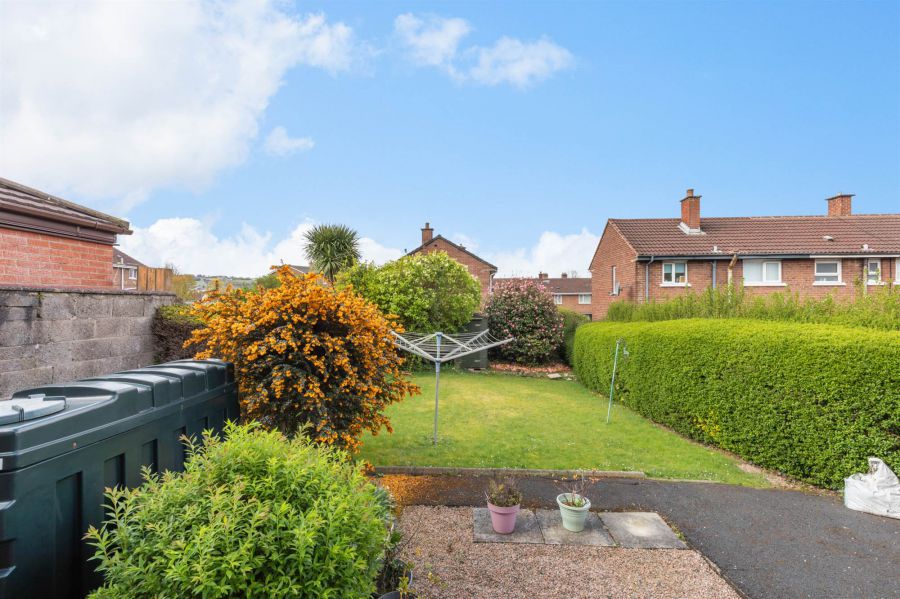 37 Knockwood Crescent