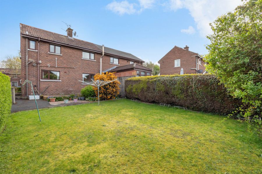 37 Knockwood Crescent