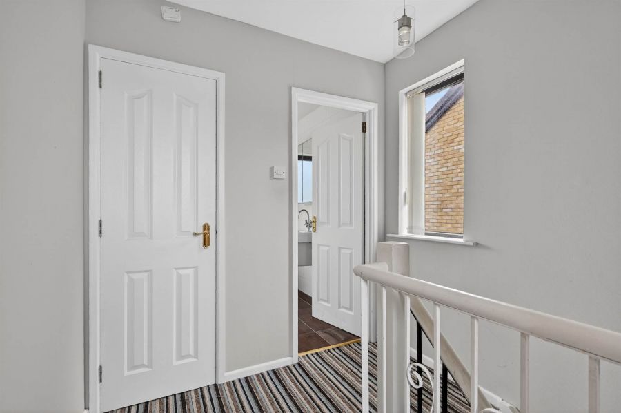 21 Grangewood Crescent