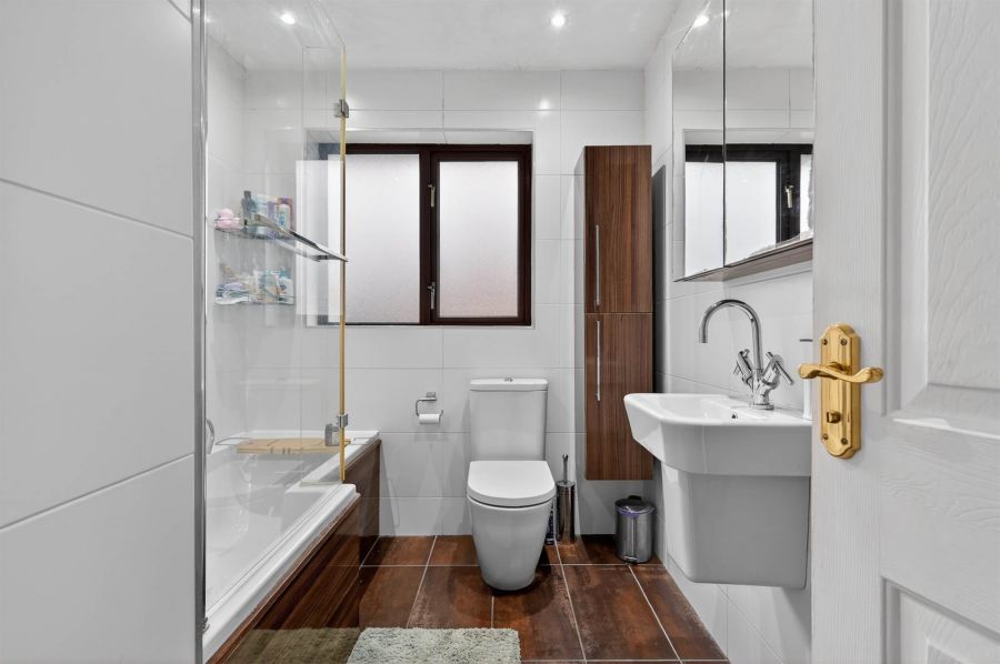 21 Grangewood Crescent