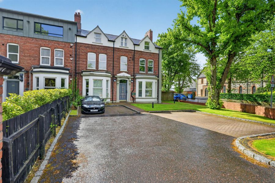 Apt 2, 221 Belmont Road, Belmont, Belfast, BT4 2AH