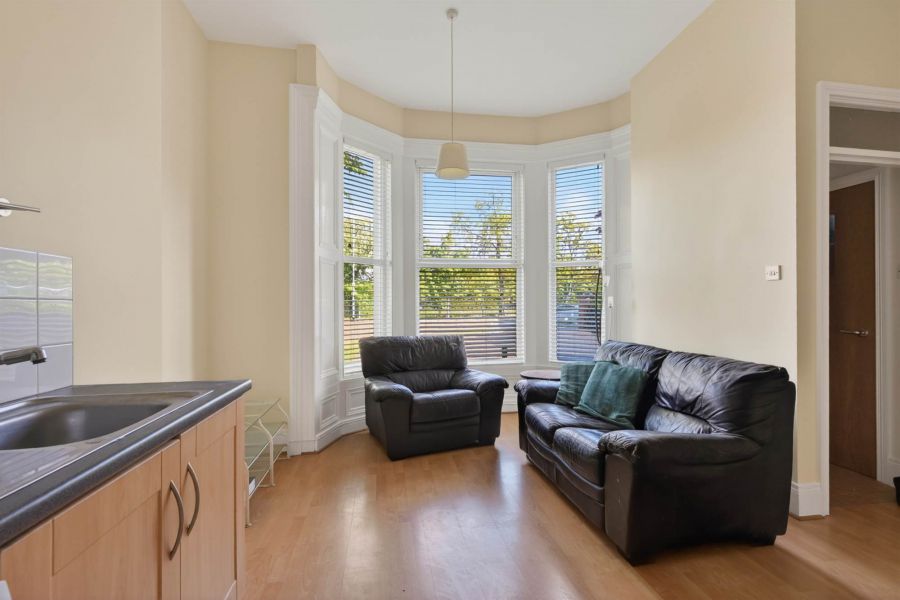Apt 2, 221 Belmont Road
