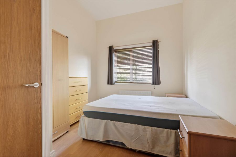 Apt 2, 221 Belmont Road