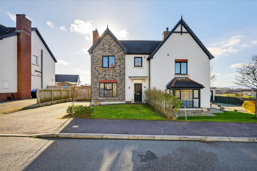 10 Coopers Mill Gardens