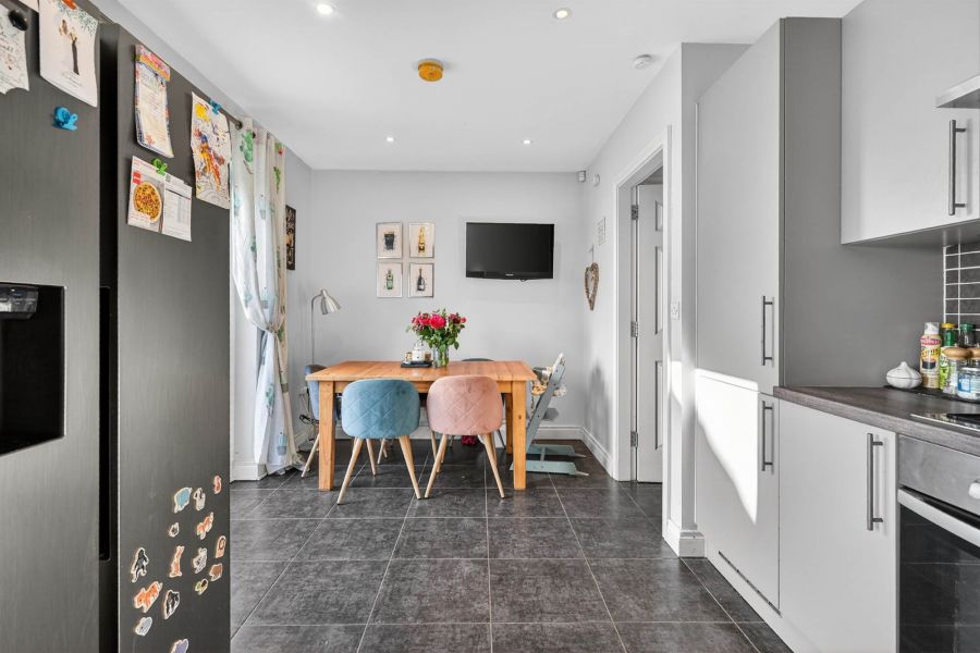 10 Coopers Mill Gardens