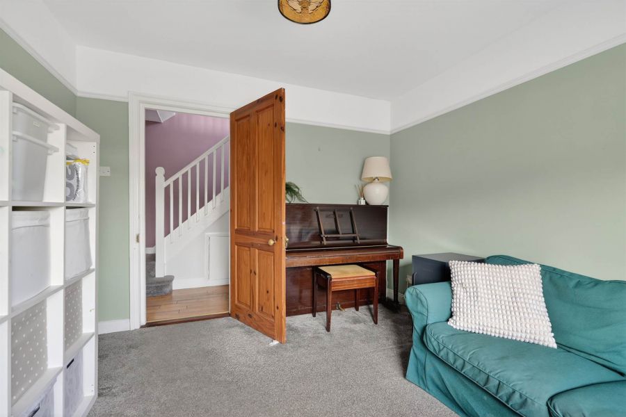 52 Cherryvalley Gardens