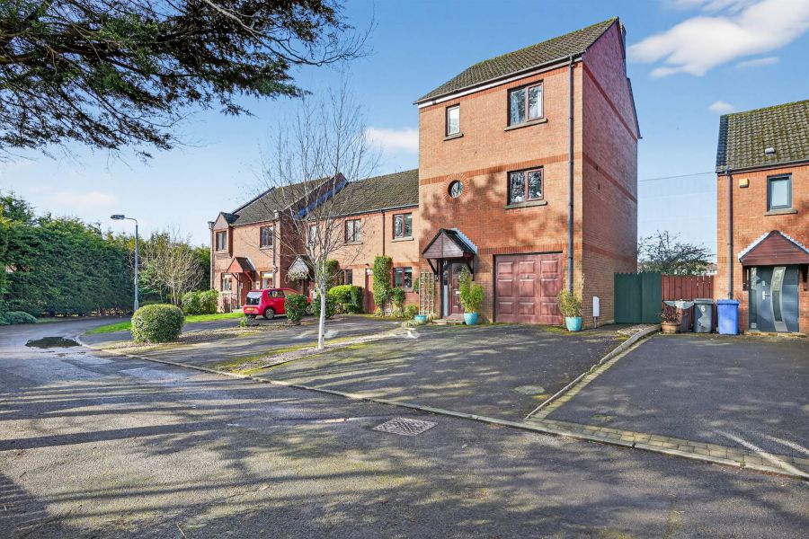 5 The Village Green