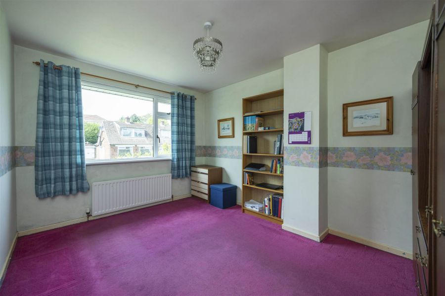 13 Kingsdale Park