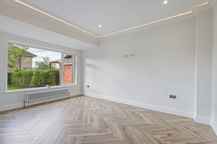 33 Blenheim Drive