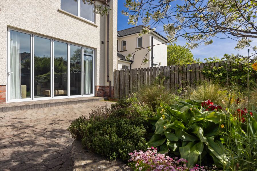 63 Sandown Road