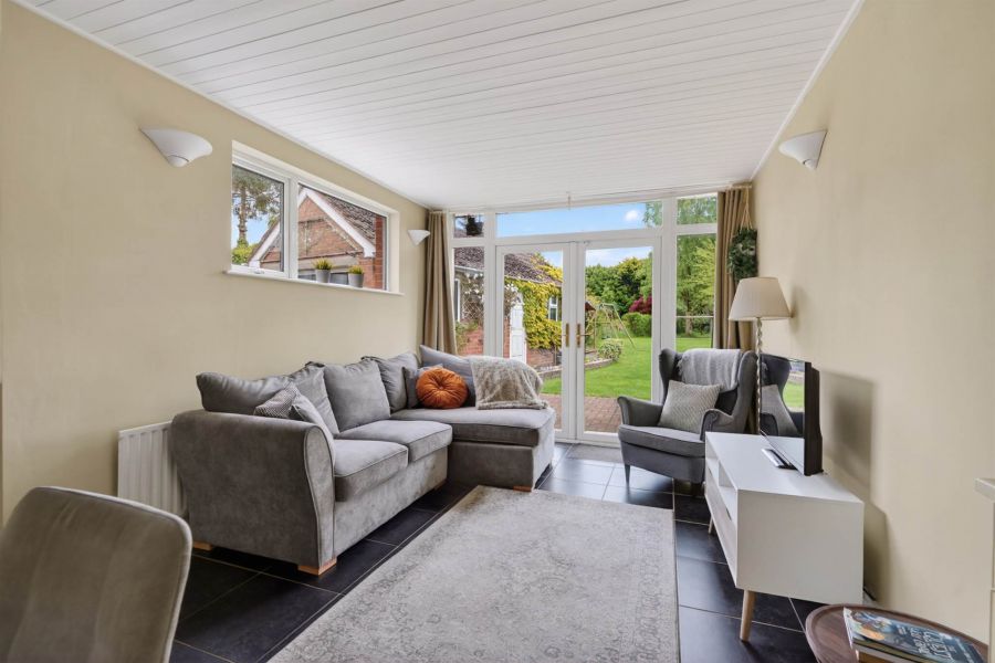 51 Kingsway Park