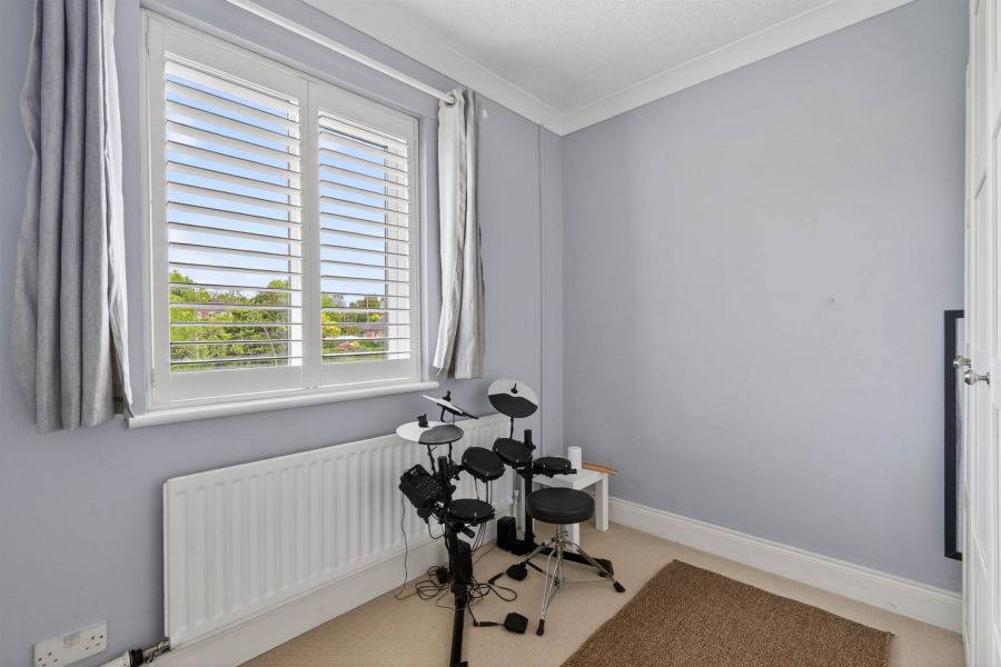 51 Kingsway Park