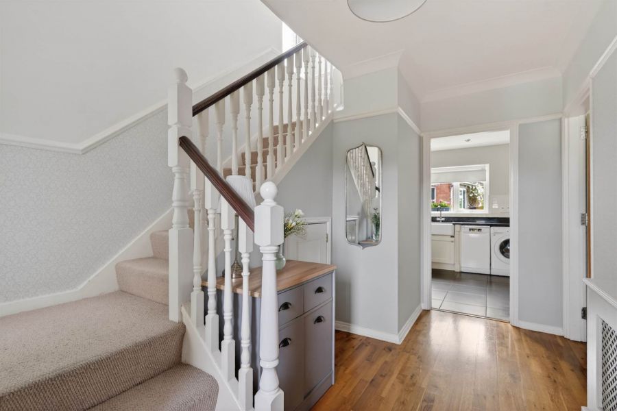 51 Kingsway Park
