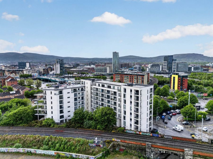 Apt 17 The Sandford, 37 Bridge End, Belfast, BT5 4AW