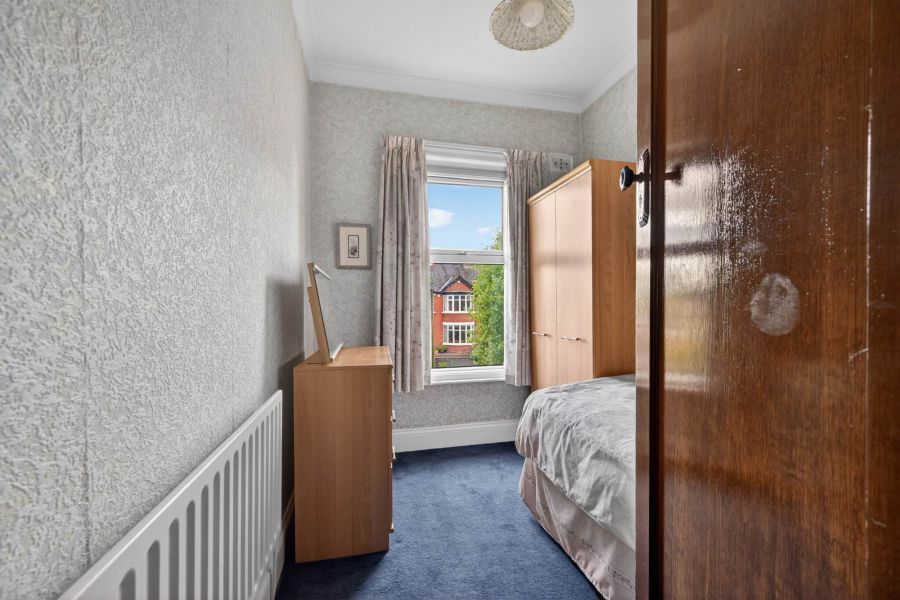 42 Kirkliston Park