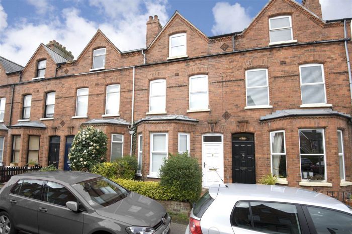 22 Ranfurly Drive,belmont road, belfast, BT4 2BE