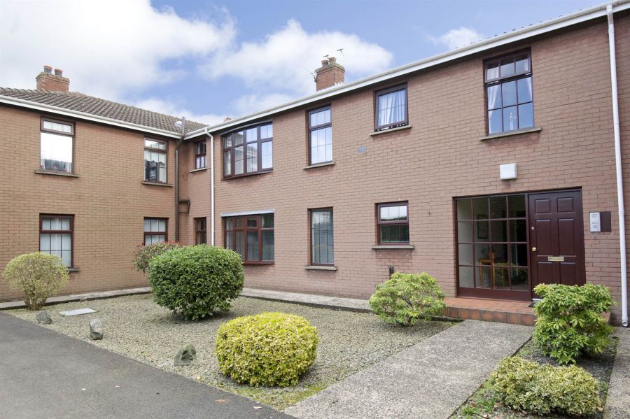 4 Belmont Court