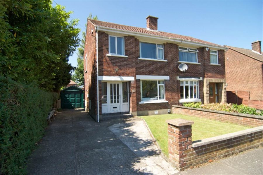 2 Carolhill Park