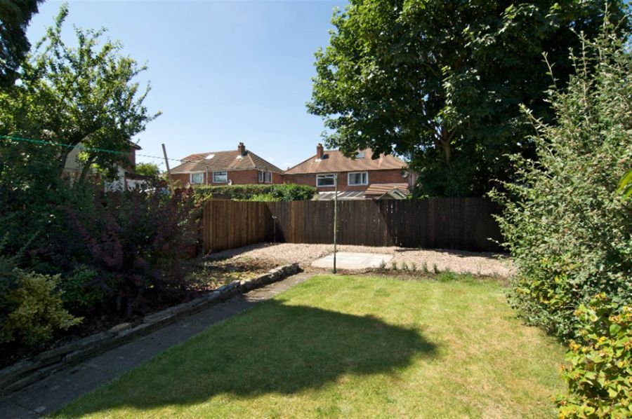 2 Carolhill Park