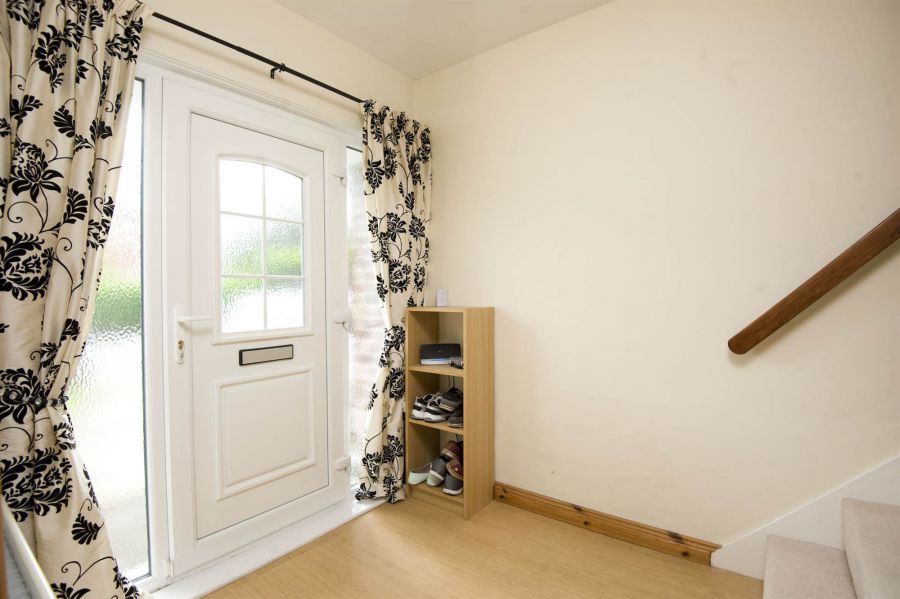 2 Carolhill Park