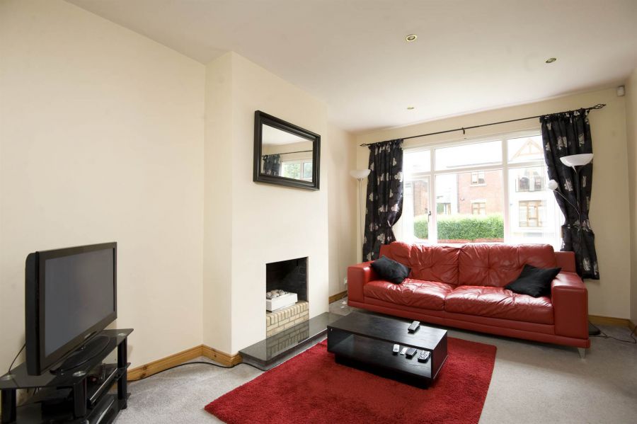 2 Carolhill Park