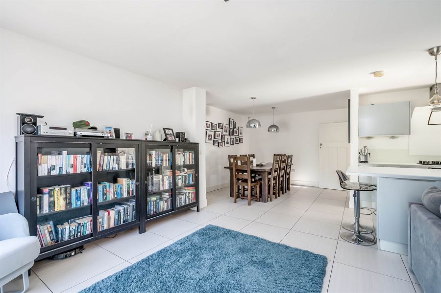 10 Norwood Crescent