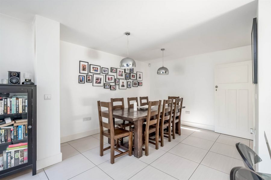 10 Norwood Crescent