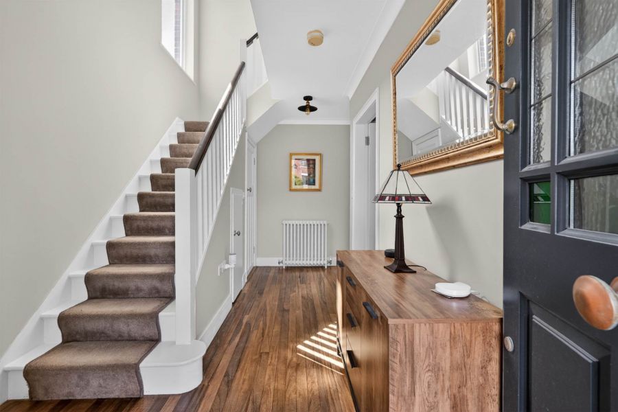10 Norwood Crescent