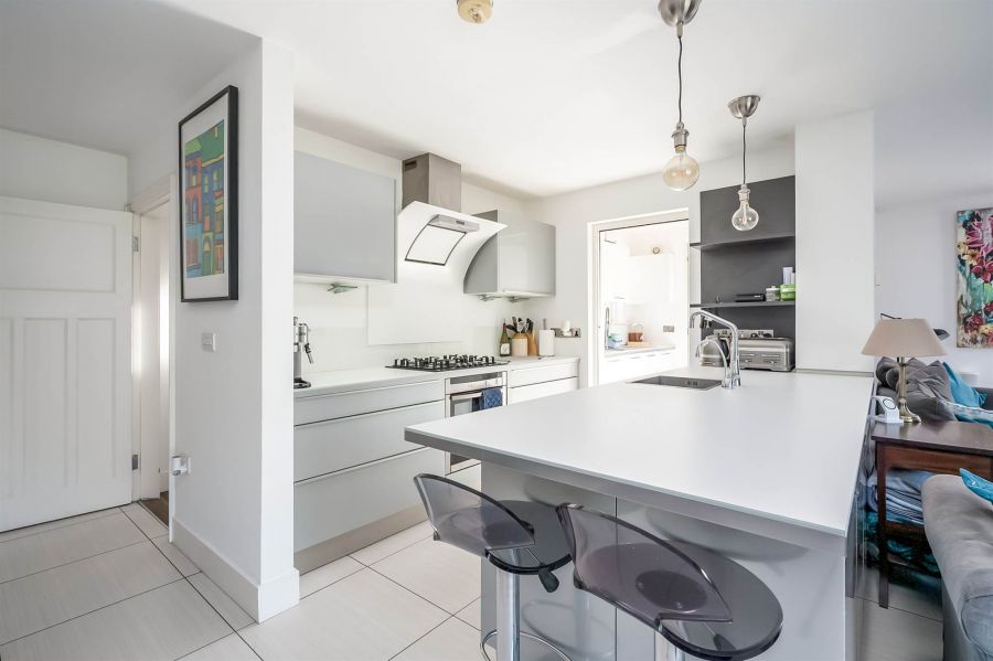 10 Norwood Crescent