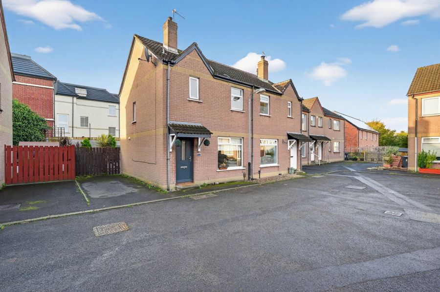 6 Park Grange,Sydenham, Belfast, BT4 1TP