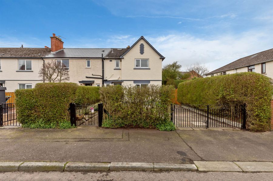 3 Ardgreenan Gardens