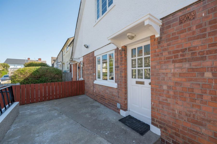 1 Belmont Place