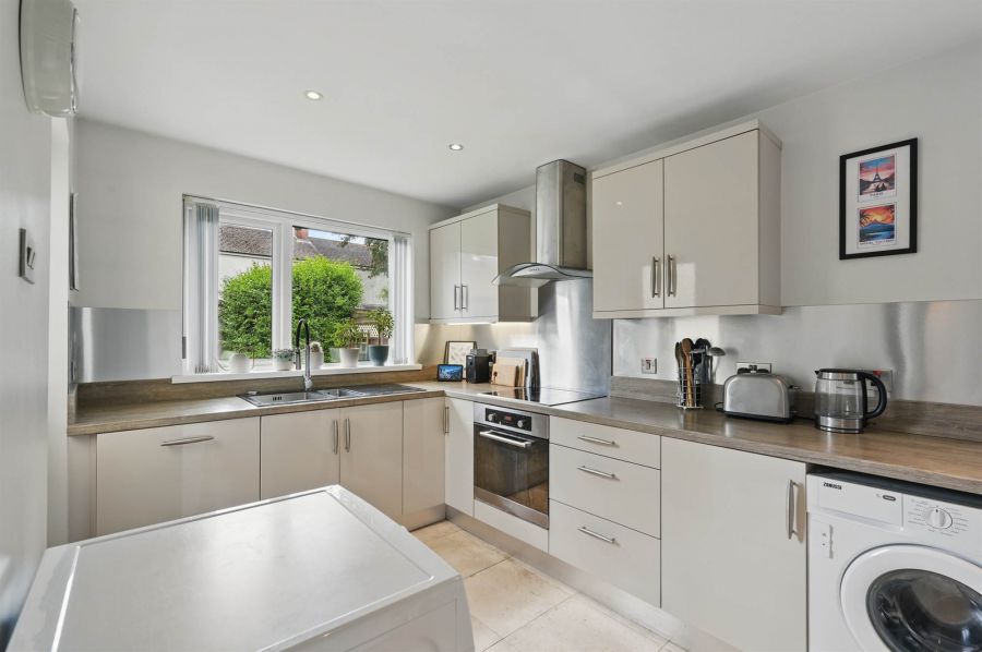 26 Sagimor Gardens