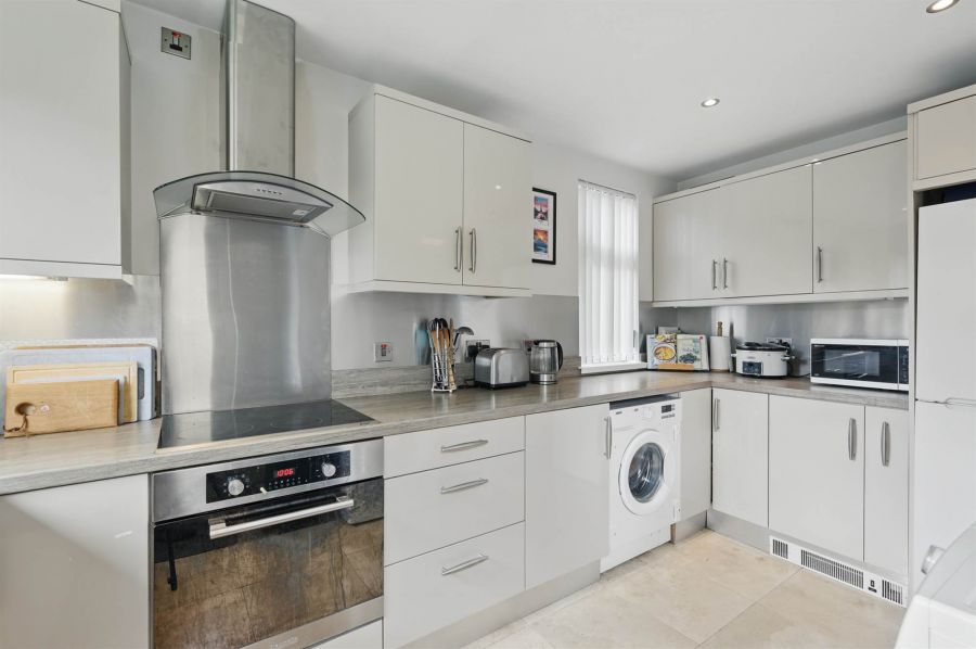 26 Sagimor Gardens