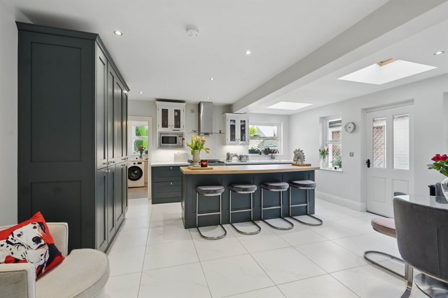"Wyngrove", 84 Earlswood Road