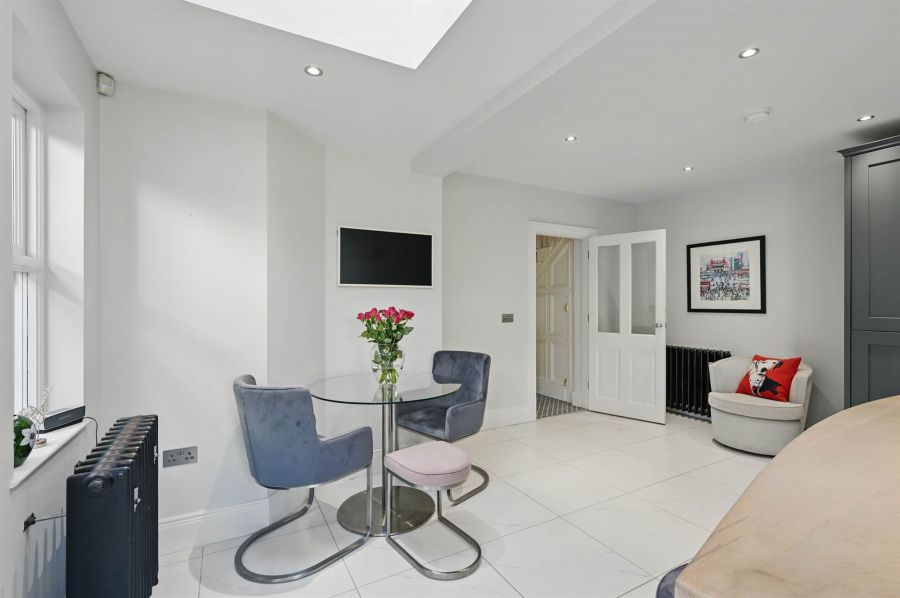 "Wyngrove", 84 Earlswood Road