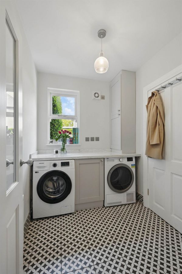 "Wyngrove", 84 Earlswood Road