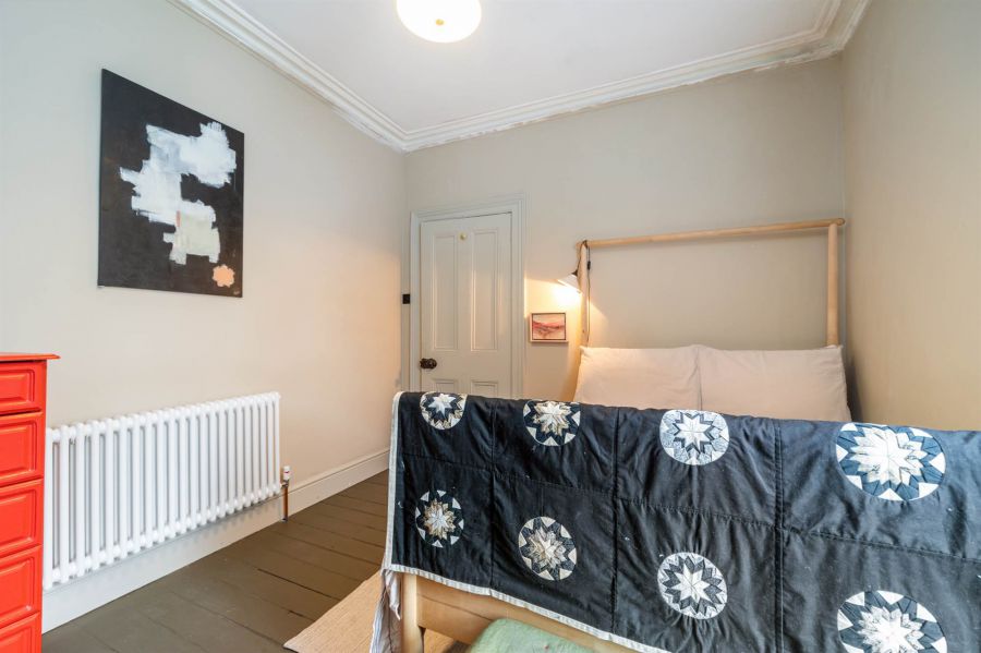2 Sandford Avenue