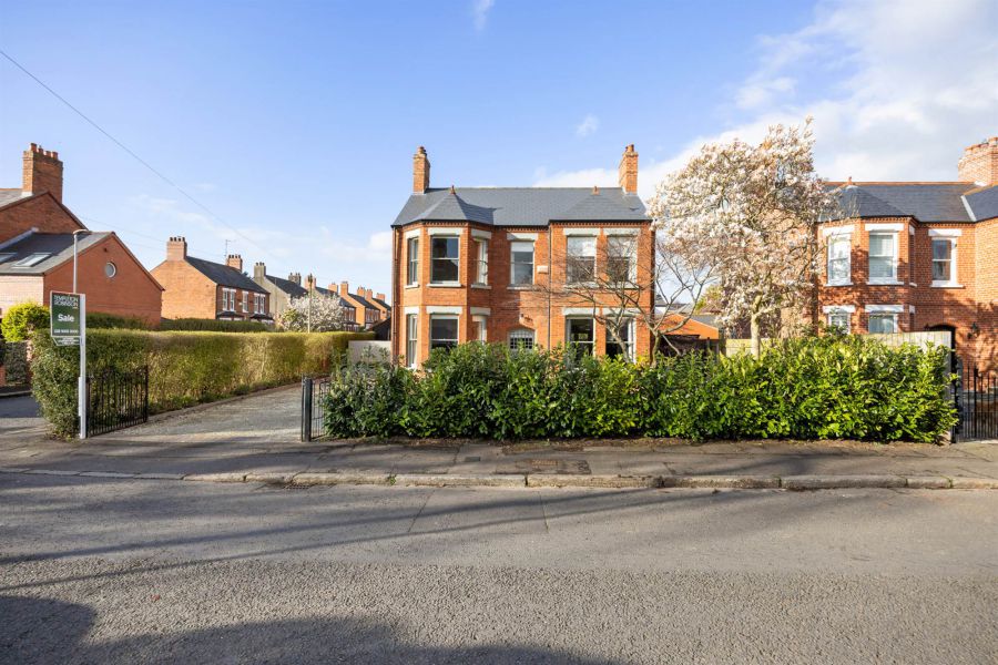 17 Green Road